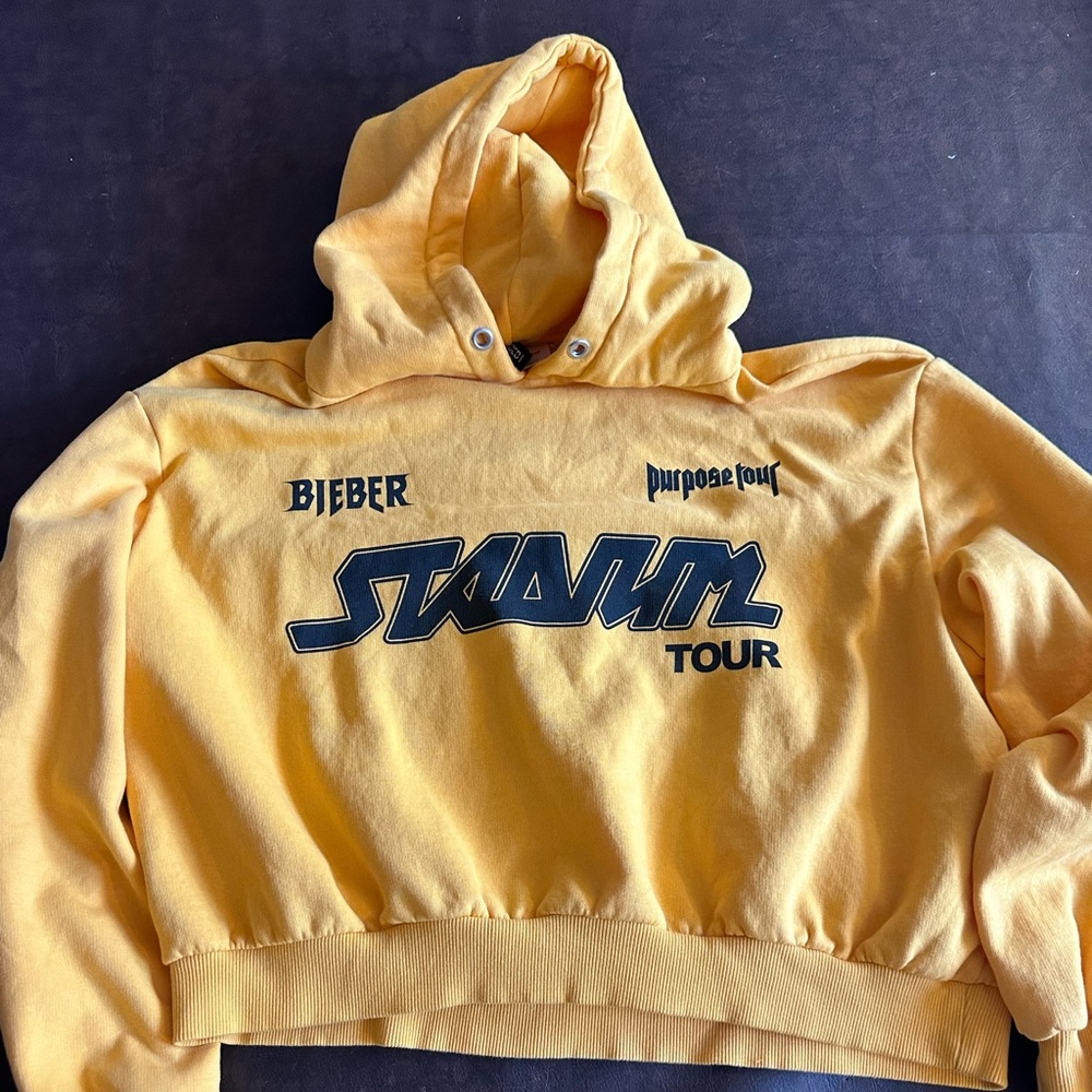 Justin Bieber Cropped Tour Sweatshirt